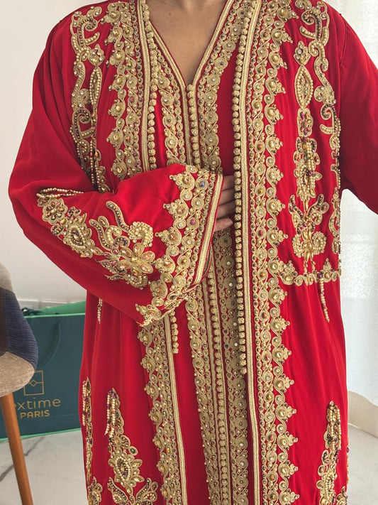 Takchita Marocaine Luxe Brodée – Finition Dorée