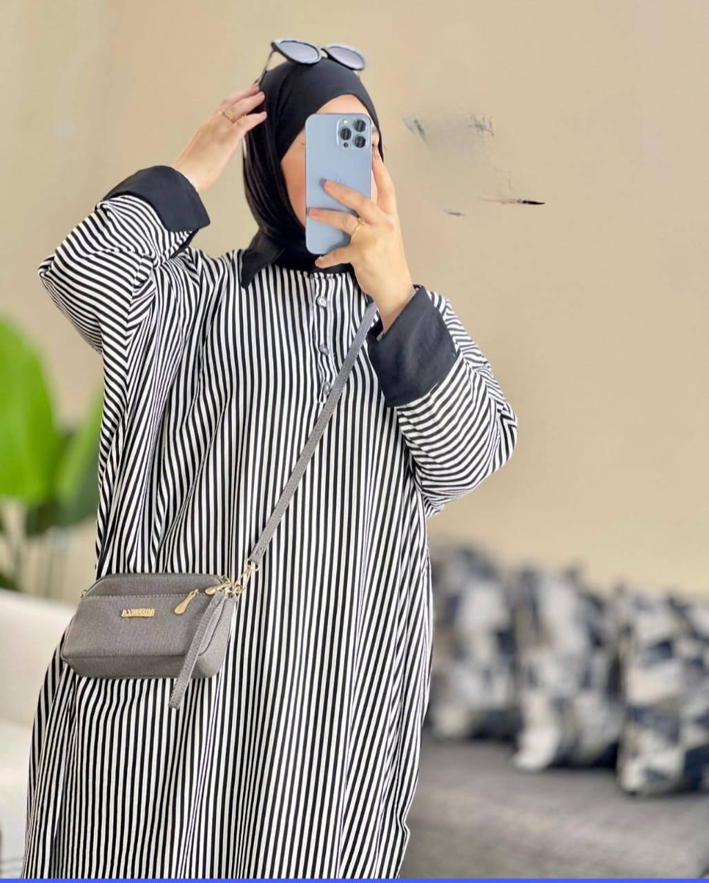 Robe Oversize en Lin Rayé – Élégance Confortable au Quotidien