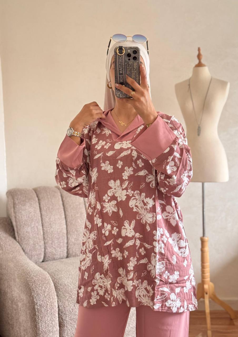 Ensemble Sport Chic avec Capuche