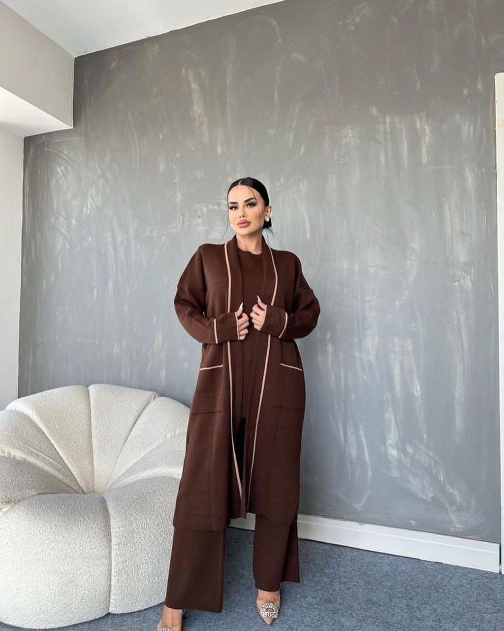 Ensemble trois pièces en laine premium et luxueuse&nbsp;