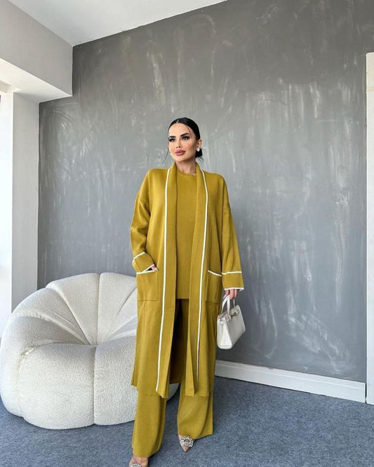 Ensemble trois pièces en laine premium et luxueuse&nbsp;