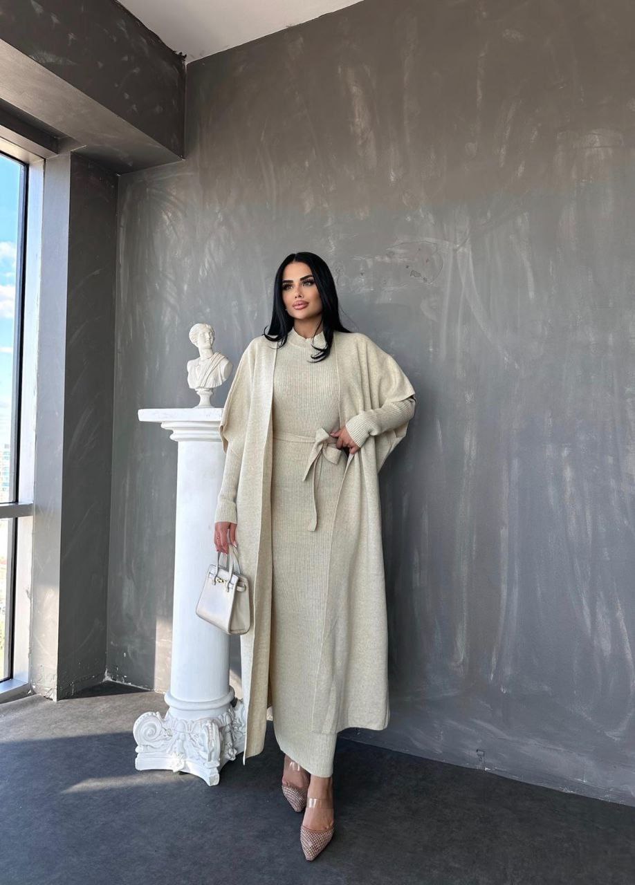 Robe et cardigan avec ceinture