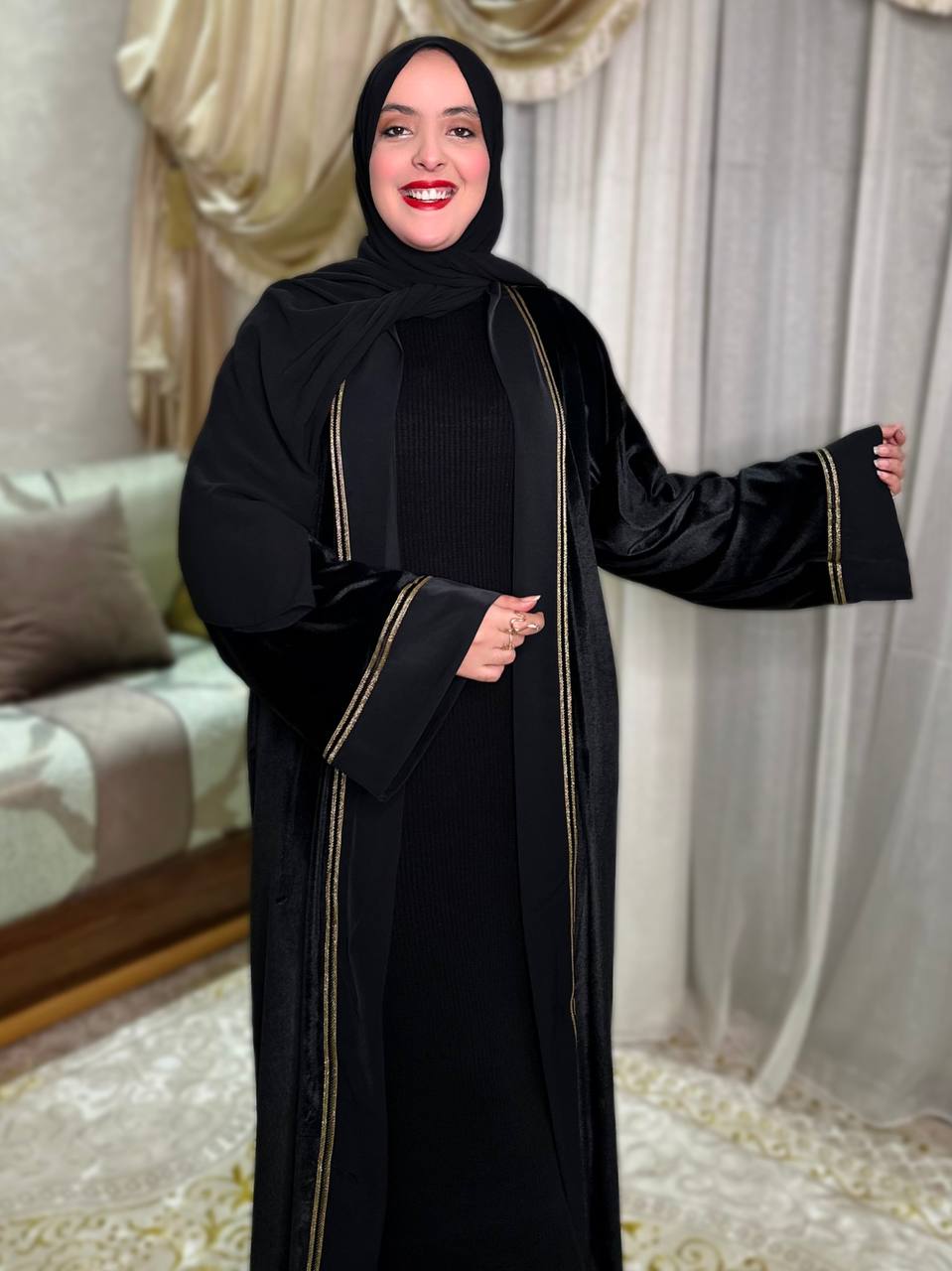كيمونو عباية شيك بزاف بالڨيلور والكريب