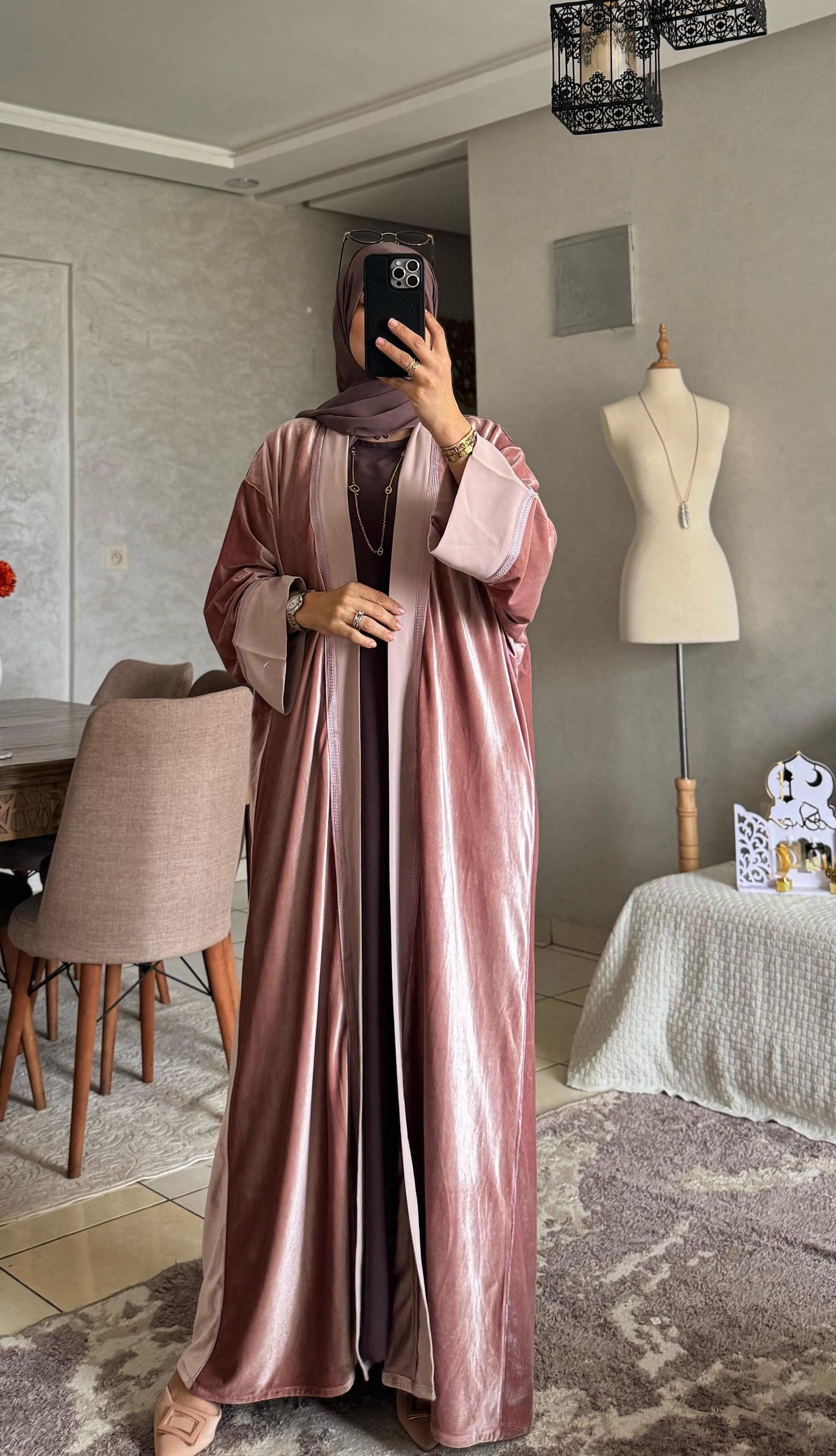 عباية الفخامة بالموبرة حرير